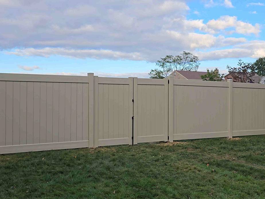 vinyl fence South Hills Pennsylvania